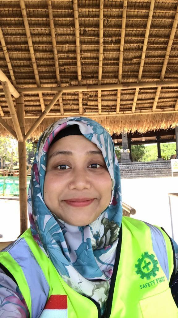 Foto Ade Ranny Ratnaningsih, ST